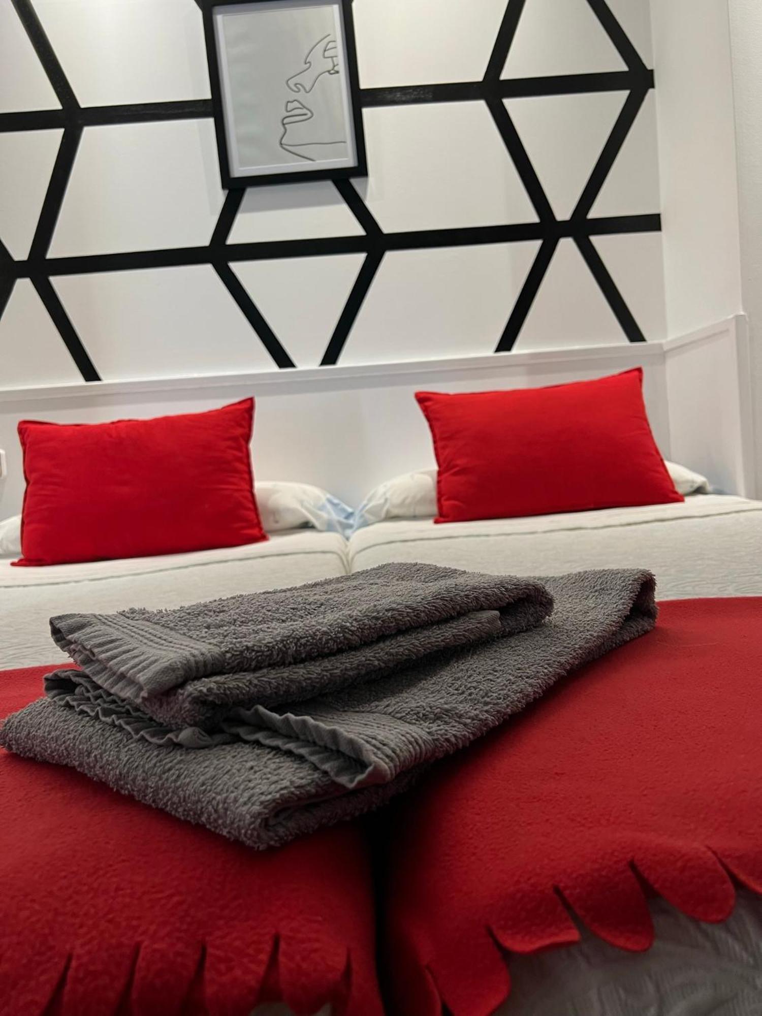 Apartamentos Los Angeles Alcañiz Eksteriør billede