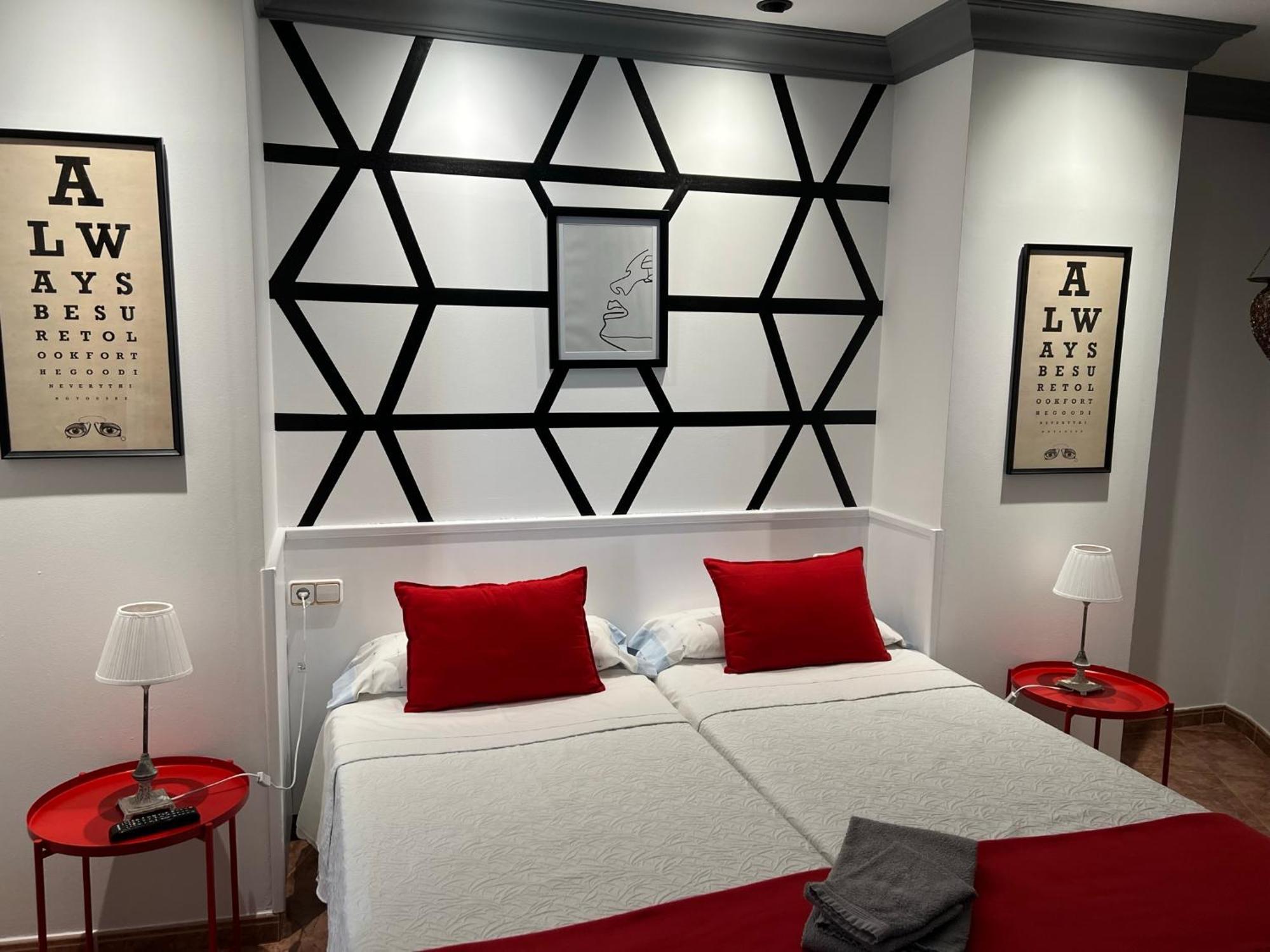 Apartamentos Los Angeles Alcañiz Eksteriør billede