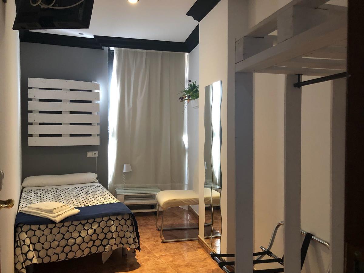 Apartamentos Los Angeles Alcañiz Eksteriør billede